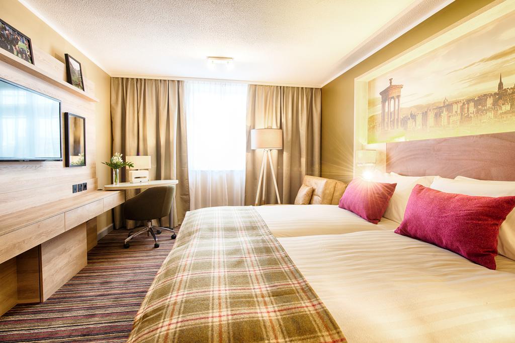 Leonardo Hotel Edinburgh Haymarket Exterior foto